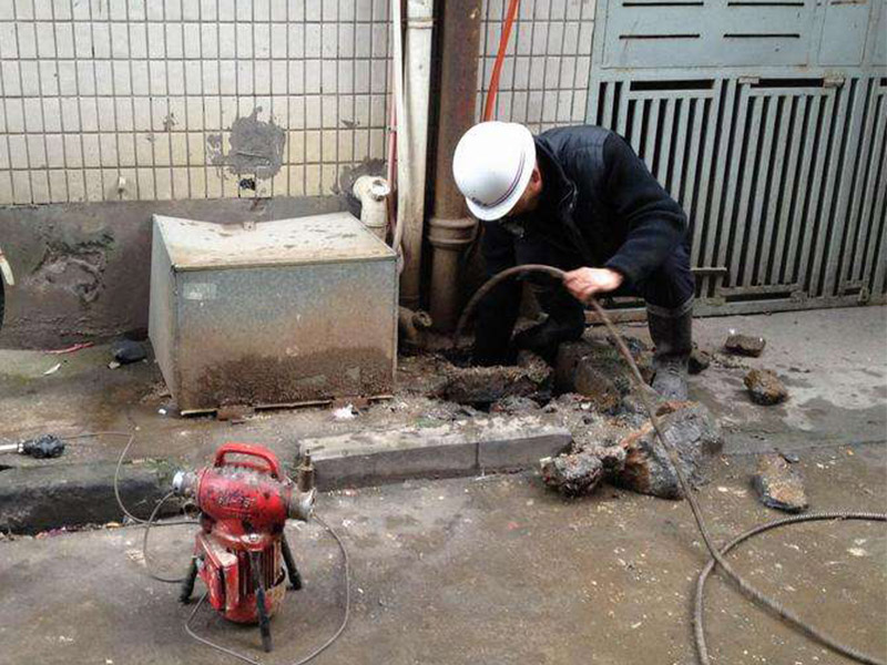 通化疏通下水道的价格没有这么贵，这样的收费不合理