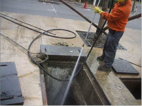 通化池底污泥如何清理